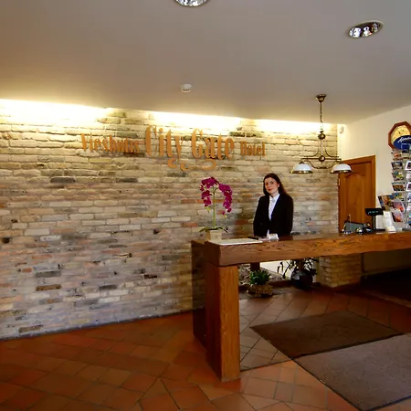 Gate Hotel