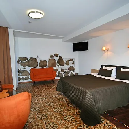 Gate Hotel 3*